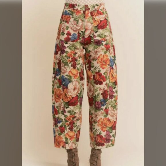 DAVI & DANI Pants - Davi & Dani Floral Tapestry Pants – Size Small – Boho Barrel Leg